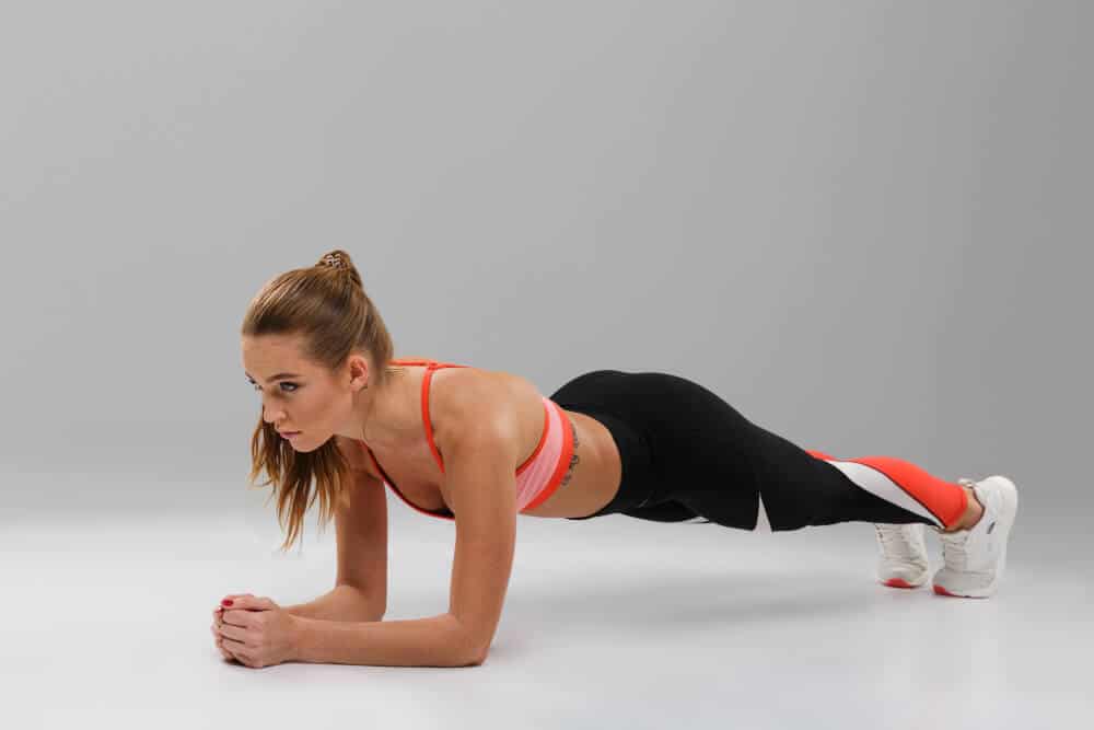 Forearm plank exercise to lose belly fat in 1 week